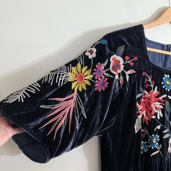 Johnny Was Tiarei Velvet Regan Dress large floral embroidered - Picture 7 of 17